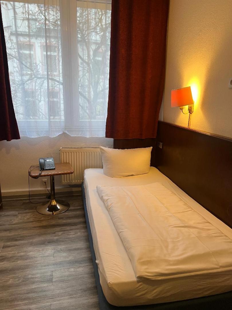 Apollo Hotel Frankfurt am Main Ngoại thất bức ảnh